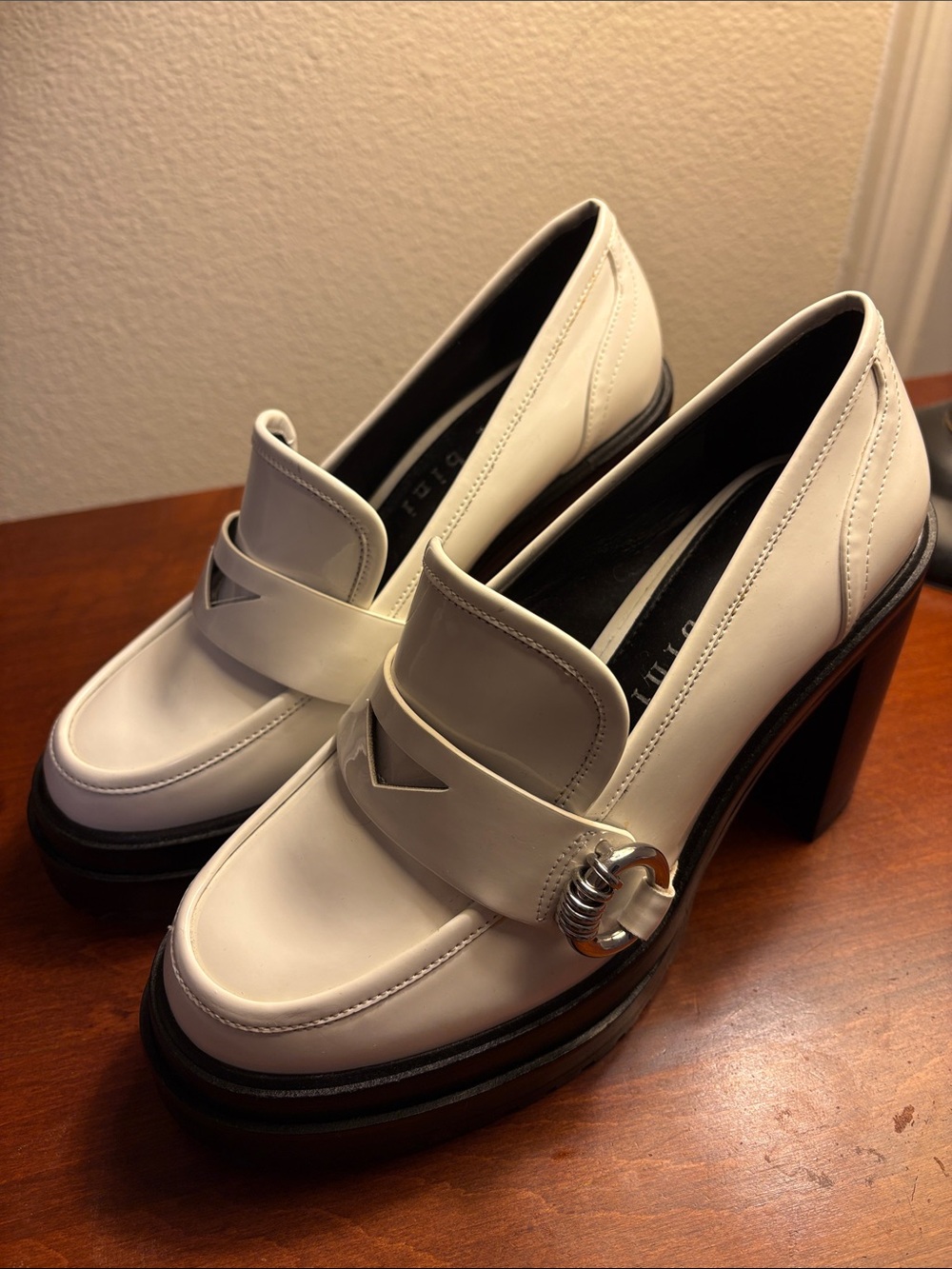 Gianni Bini White Leather Platform Loafer Heels with Silver Buckle